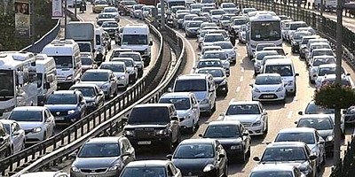 Bana trafikteki duruşunu söyle, sana kim olduğunu söyleyeyim.