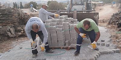 GÜLNAR KİLİT PARKE TAŞI DÖŞEME  ÇALIŞMALARIMIZ KUSKAN MAHALLEMİZDE DEVAM EDİYOR