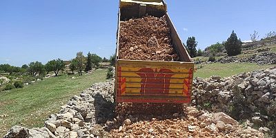 Gülnar Belediyesi Yol Bakım ve Onarım Çalışmalarını Aralıksız Sürdürüyor